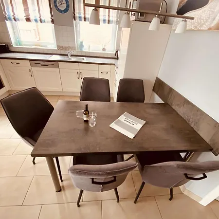 Apartment Weidenkieker *